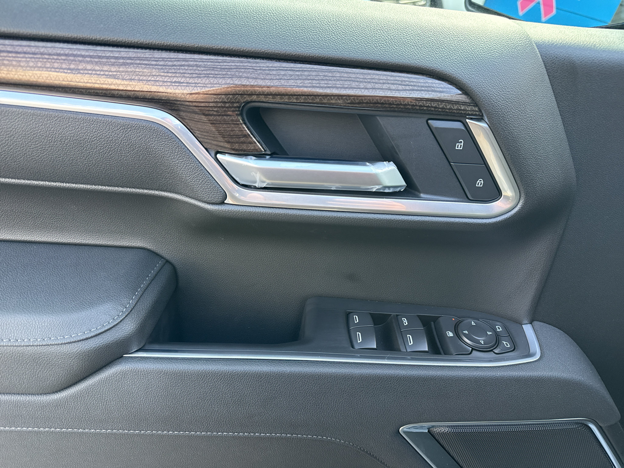 New 2026 Chevrolet Silverado 1500 RST w/ Z71 Off-Road Package AWD/4WD image 18