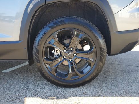 New 2026 Chevrolet Equinox LT w/ Midnight Edition image 7