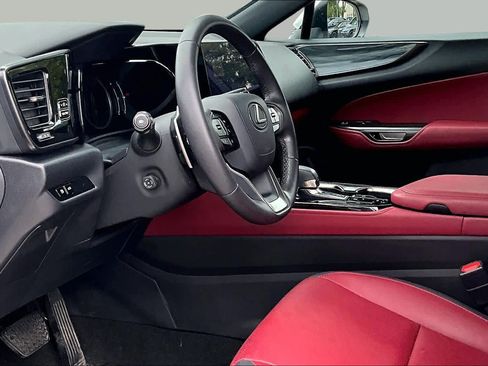 Used 2024 Lexus NX 250 FWD image 17