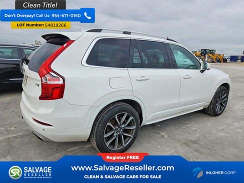 Used 2018 Volvo XC90 T6 Momentum w/ Momentum Plus Package AWD/4WD image 4