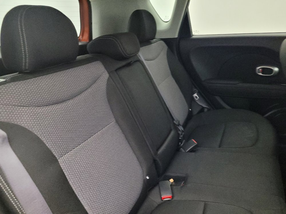 Used 2018 Kia Soul + FWD image 19