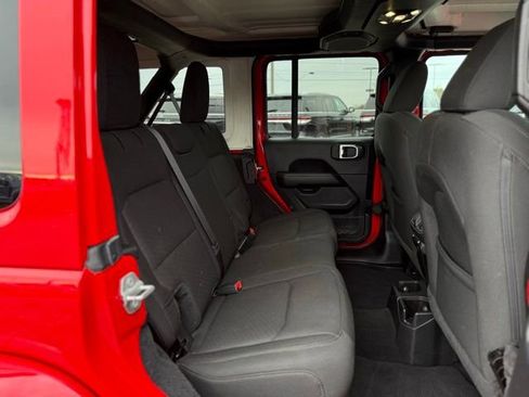 Used 2023 Jeep Wrangler Sahara image 20