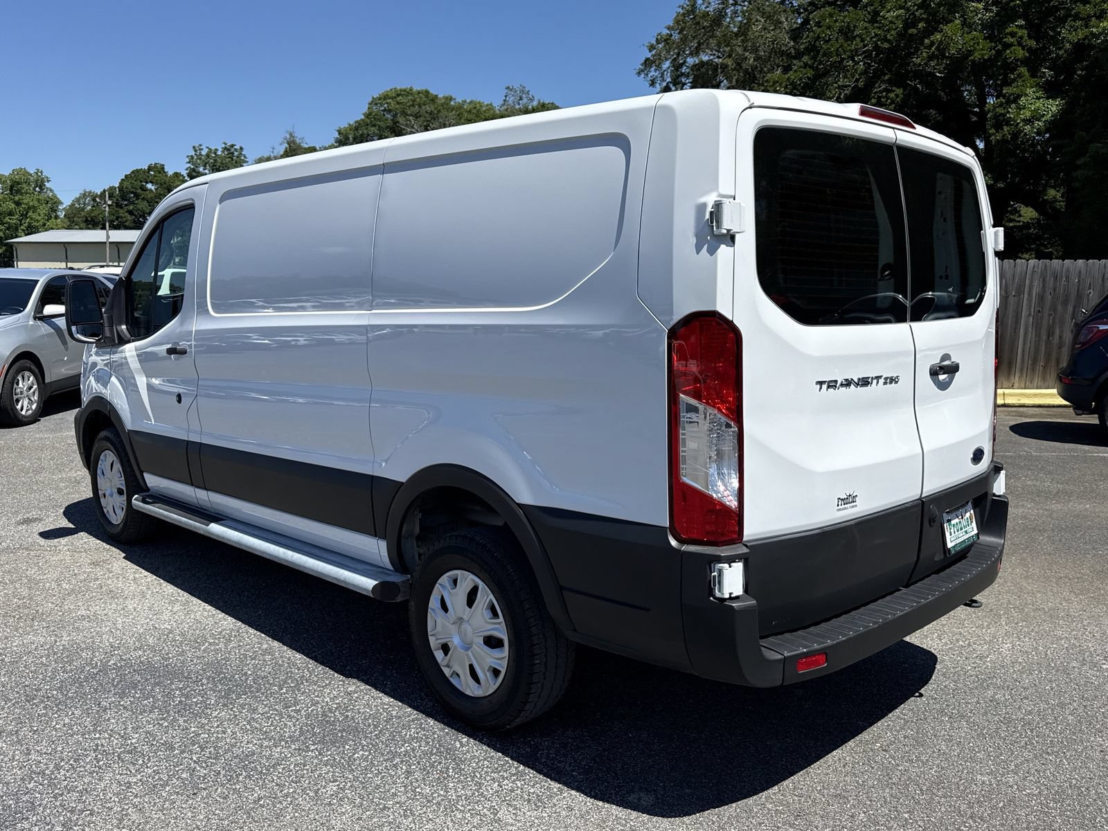 Used 2025 Ford Transit 250 Low Roof w/ Exterior Upgrade Package RWD image 3