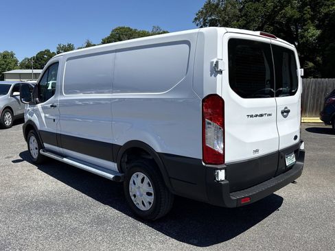 Used 2025 Ford Transit 250 Low Roof w/ Exterior Upgrade Package RWD image 3