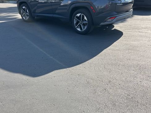 Used 2025 Hyundai Tucson SEL FWD image 7