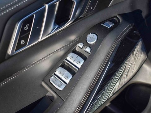 Used 2023 BMW X7 M60i w/ Executive Package image 13