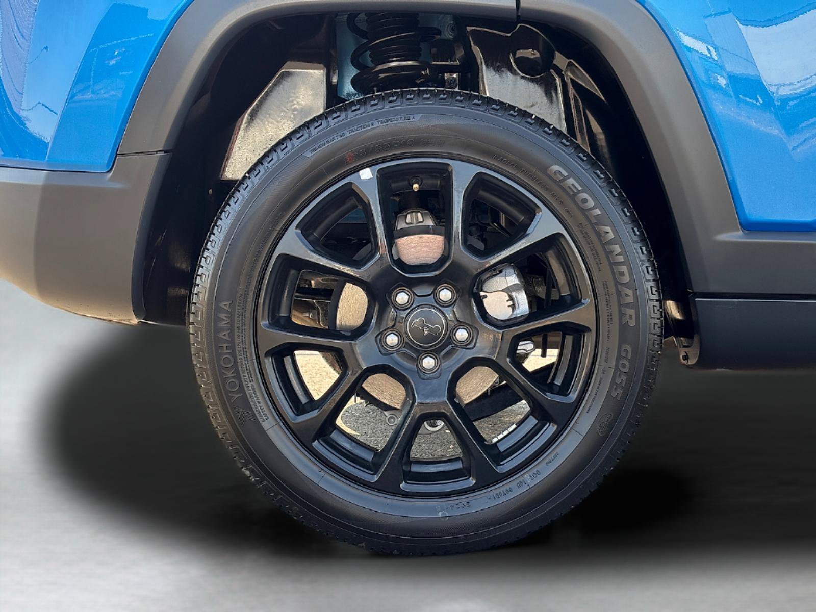 Used 2025 Jeep Compass Latitude w/ Altitude Special Edition AWD/4WD image 9