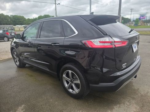 Used 2024 Ford Edge SEL w/ Convenience Package AWD/4WD image 3