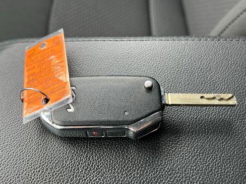 Used 2025 Kia Sportage LX image 35