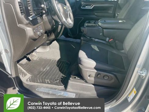 Used 2025 Chevrolet Silverado 1500 LT image 9