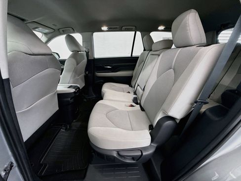 Used 2026 Toyota Grand Highlander AWD image 29