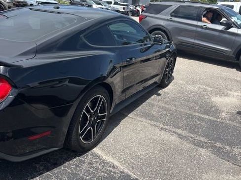 Used 2018 Ford Mustang Coupe w/ Equipment Group 101A RWD image 5