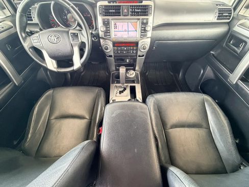 Used 2013 Toyota 4Runner Limited AWD/4WD image 10