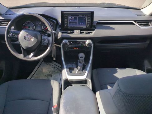 Used 2020 Toyota RAV4 LE image 14
