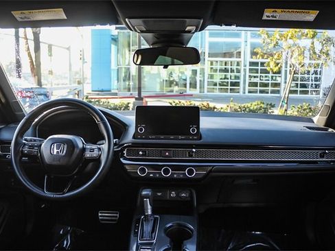 Used 2024 Honda Civic Sport image 18