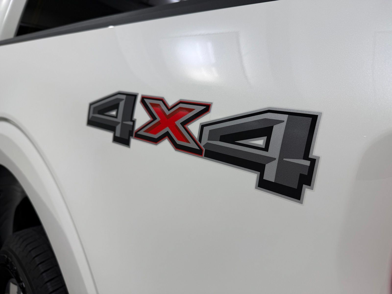 Used 2022 Ford F150 Platinum w/ Equipment Group 701A High AWD/4WD image 9