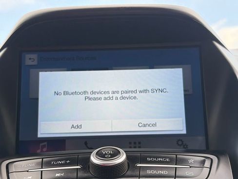 Used 2019 Ford Escape SE image 43