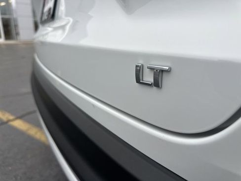 Used 2025 Chevrolet Trax LT image 11