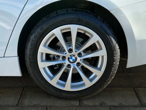 Used 2017 BMW 320i Sedan image 17