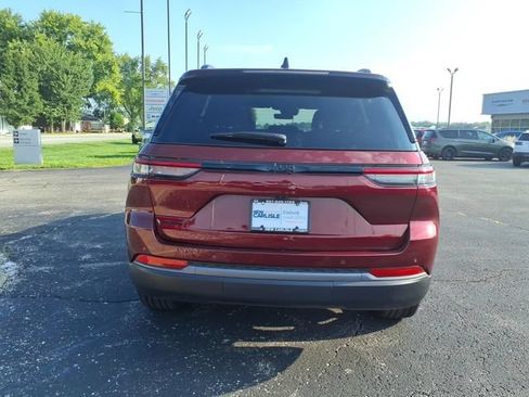 Certified 2026 Jeep Grand Cherokee Limited w/ Limited Altitude Package AWD/4WD image 6