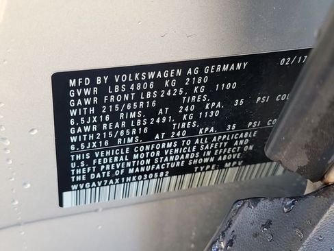 Used 2017 Volkswagen Tiguan S FWD image 29