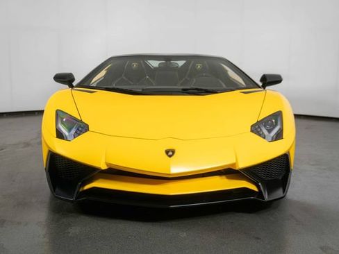 Used 2016 Lamborghini Aventador LP 750-4 Superveloce AWD/4WD image 3