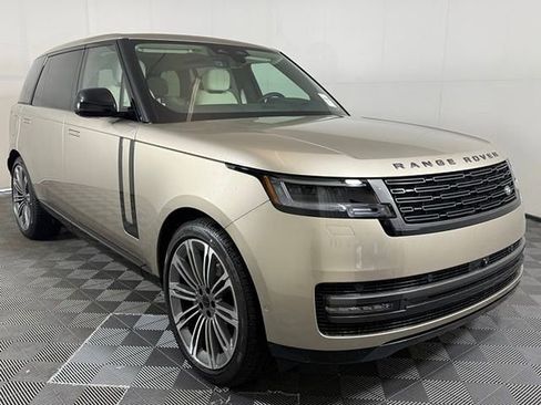 New 2026 Land Rover Range Rover Long Wheelbase SE image 10