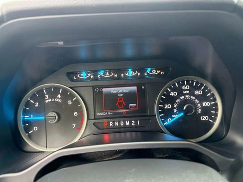 Used 2015 Ford F150 XLT w/ Equipment Group 302A Luxury AWD/4WD image 14