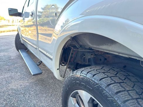 Used 2011 Ford F150 Platinum image 44