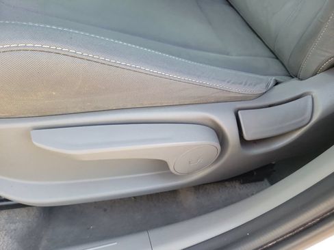 Used 2024 Hyundai Elantra SEL FWD image 19