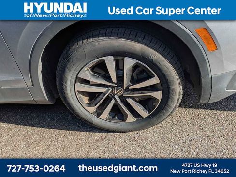 Used 2023 Volkswagen Tiguan S image 5