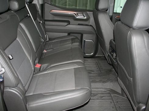 Used 2024 GMC Sierra 1500 Denali w/ Denali Reserve Package image 33