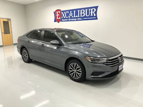 Used 2019 Volkswagen Jetta SE image 10