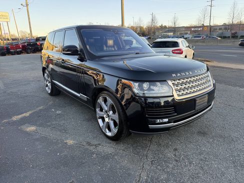 Used 2017 Land Rover Range Rover Supercharged image 4
