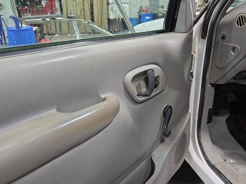 Used 2000 Chevrolet Silverado 3500 2WD Regular Cab HD image 8