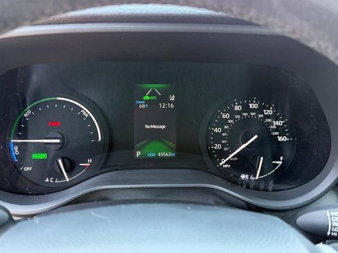 Certified 2021 Toyota Sienna XSE image 21