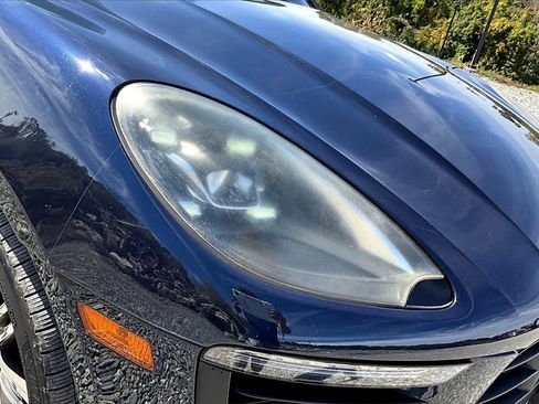 Used 2017 Porsche Macan GTS image 28