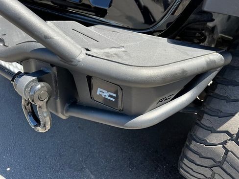Used 2020 Jeep Wrangler Unlimited Sahara w/ Uconnect 4C Nav & Sound Group AWD/4WD image 16