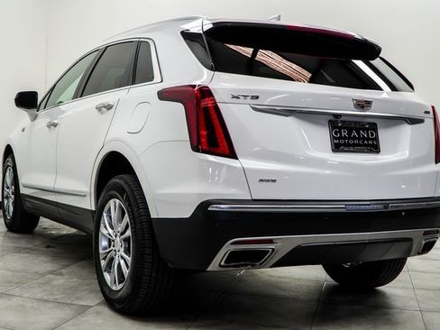 Used 2021 Cadillac XT5 Premium Luxury image 11