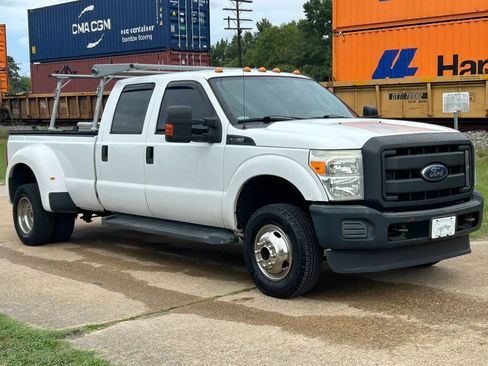 Used 2015 Ford F350 XL w/ Power Equipment Group AWD/4WD image 7