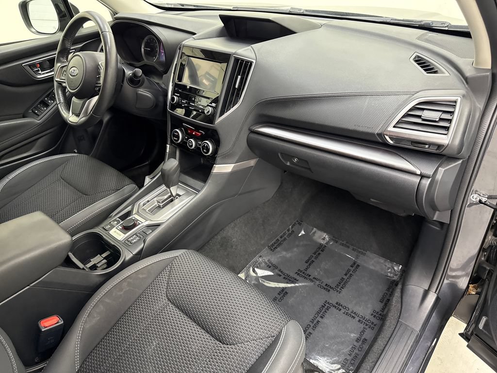 Used 2019 Subaru Forester Premium AWD/4WD image 25