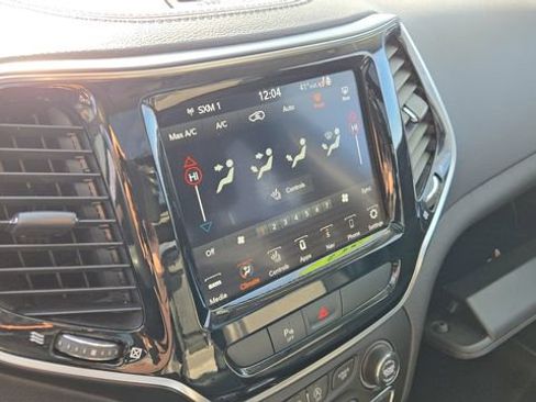 Certified 2020 Jeep Cherokee Limited image 16