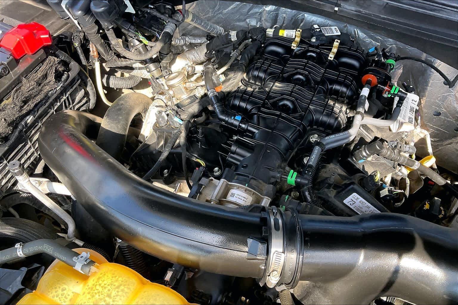 Used 2021 Ford Expedition XLT AWD/4WD image 30