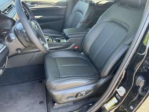 New 2027 Jeep Grand Cherokee Limited AWD/4WD image 9