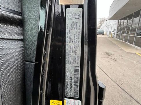 Used 2020 Jeep Wrangler Unlimited Sahara w/ Cold Weather Group image 32