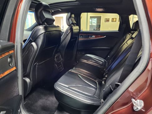 Used 2016 Lincoln MKX Select w/ Select Plus Package image 19