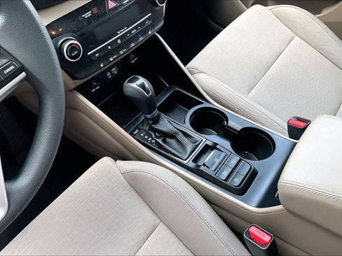 Used 2019 Hyundai Tucson SEL image 21