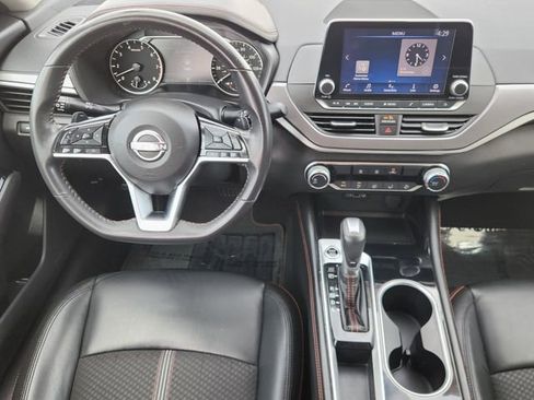 Used 2023 Nissan Altima 2.5 SR FWD image 27