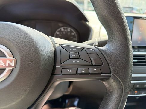 Used 2023 Nissan Altima 2.5 S FWD image 19