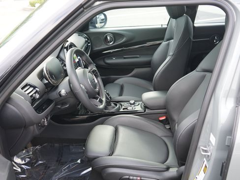 Used 2022 MINI Cooper Clubman S w/ Premium Package AWD/4WD image 15